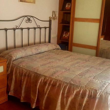 Appartamento Excelente Habitacion En Bonita Y Tranquila Casa En Benalmadena Pueblo Esterno foto