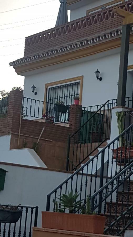 Appartamento Excelente Habitacion En Bonita Y Tranquila Casa En Benalmadena Pueblo Esterno foto